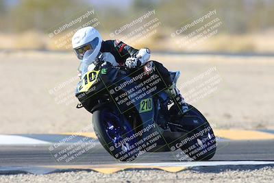 media/Jan-10-2025-CVMA Friday Practice (Fri) [[489e0da257]]/Group 4 and Trackday/Session 5 (Turn 7)/